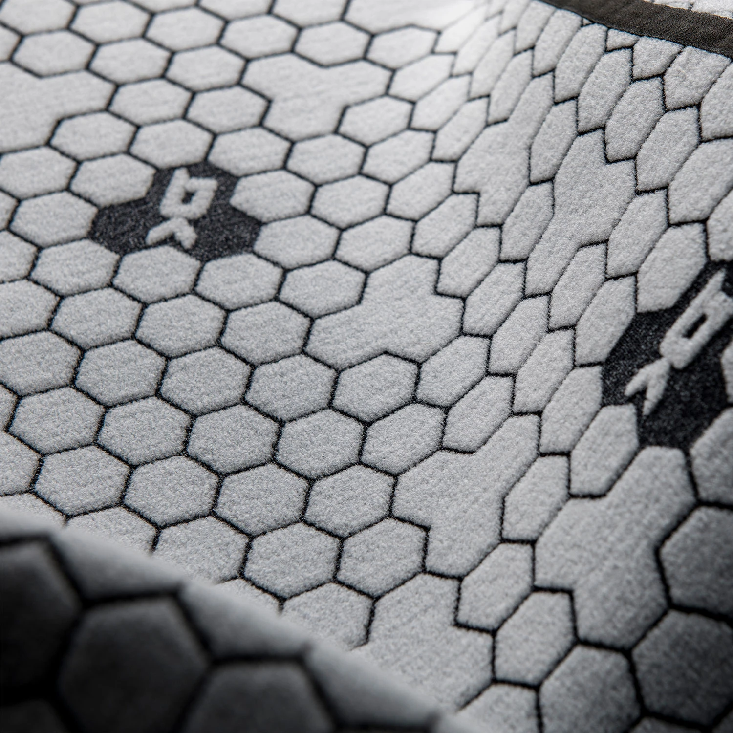 Dakine Mission 4/3mm Chest-Zip Fullsuit Wetsuit - Black 9 Dakine Mission 4/3mm Chest-Zip Fullsuit Wetsuit - Black - Image 7